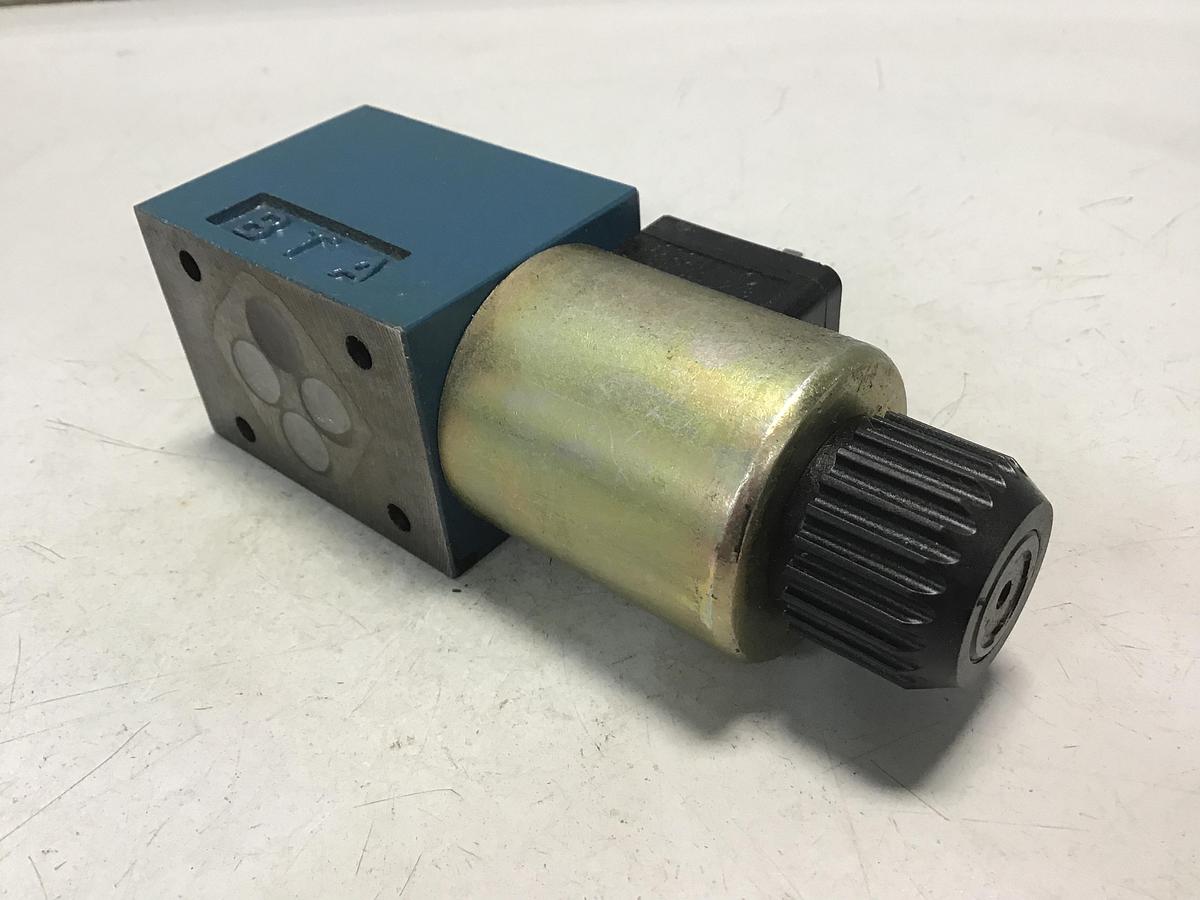 Used BOSCH 0 810 092 115 Valve 081WV06P1N1045WS024 Used #142067