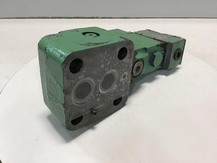 Used VICKERS Valve CG5060ACMWBP1090 #144654
