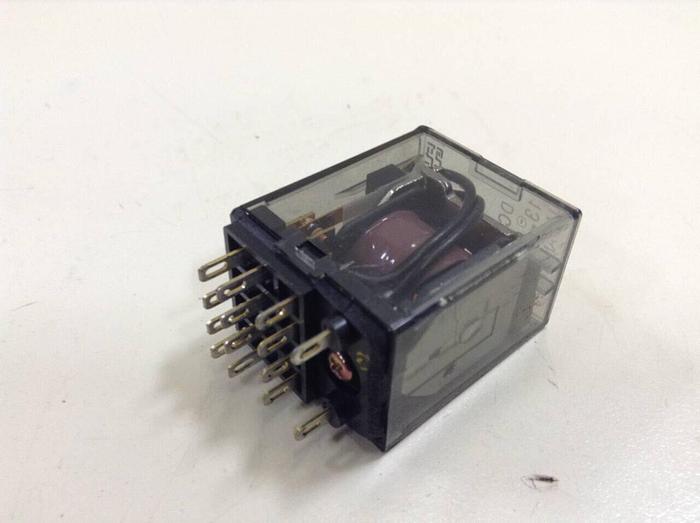 Used FUJI ELECTRIC Relay HH54P-LUL #76479