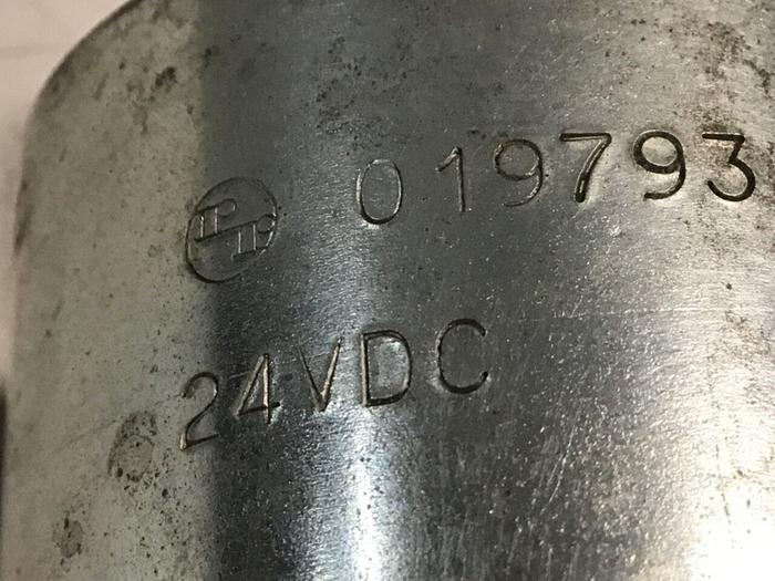 Used MANNESMANN REXROTH Valve 4WE10EA33/CG24N9K4 Used