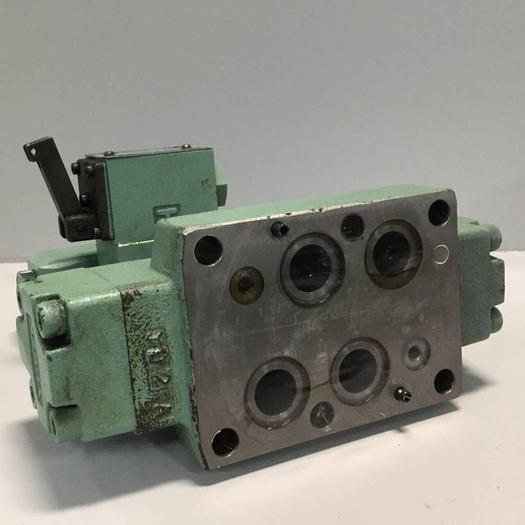 Used YUKEN Directional Valve DH6-06-3C40-E-5033 #91781