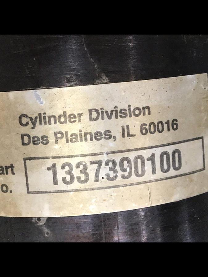 Used CINCINNATI MILACRON Injection Sled Cylinder N5B-2.5X16 USED