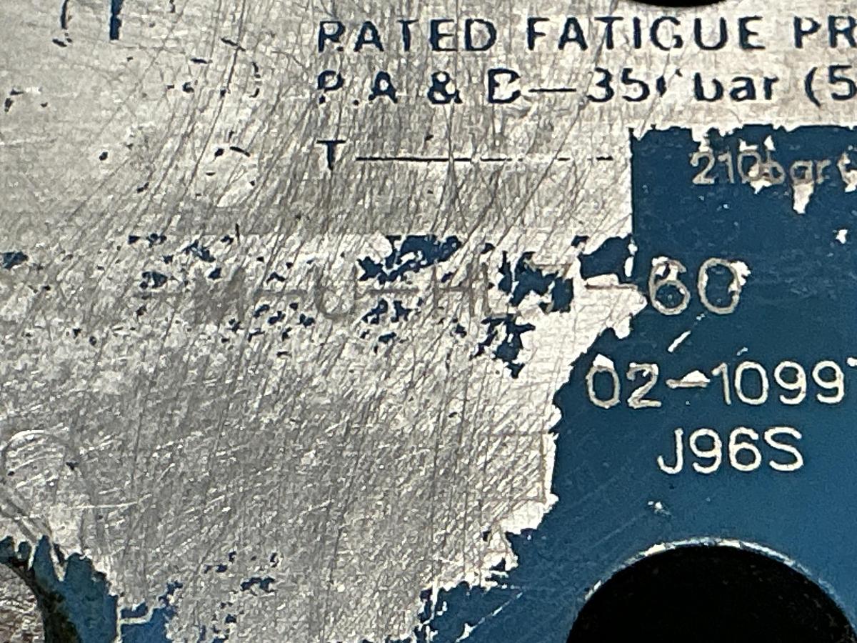 Used VICKERS DG4V-3-2AL-M-U-HL7-60