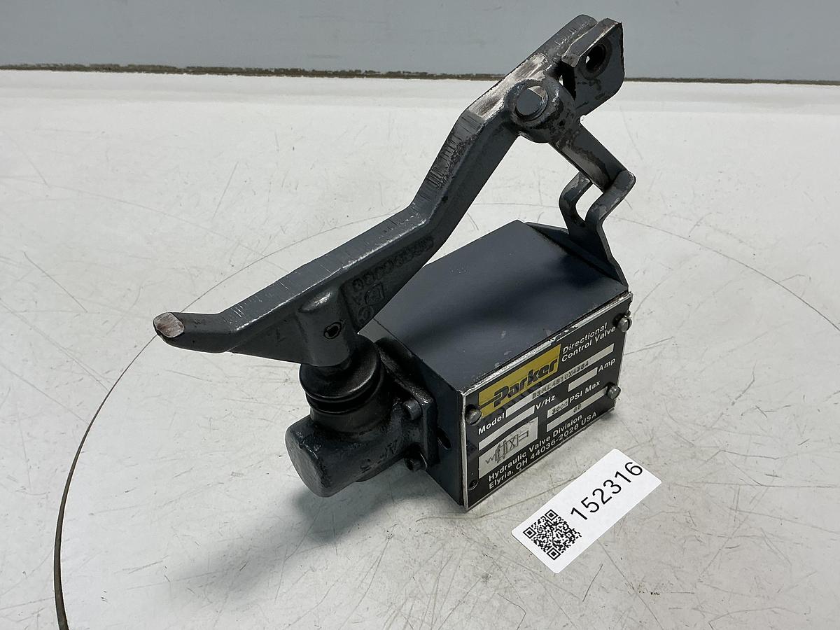 Used PARKER D3ML4B10X4384