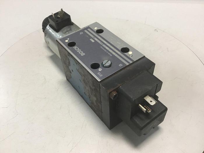 Used BOSCH Valve 0 810 001 904 #137655