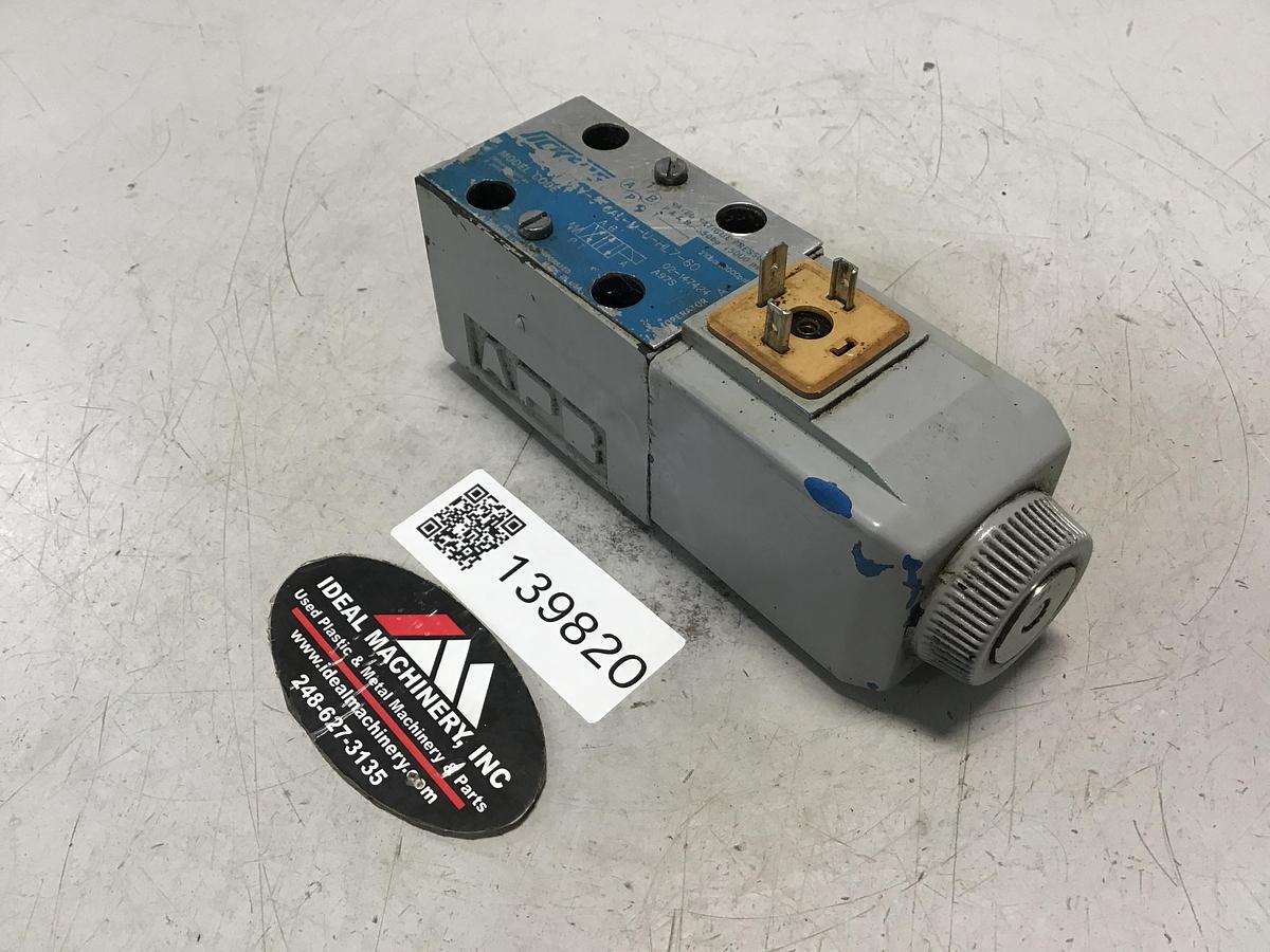 Used VICKERS DG4V-3-6A-M-U-HL7-60 Valve Used #139820