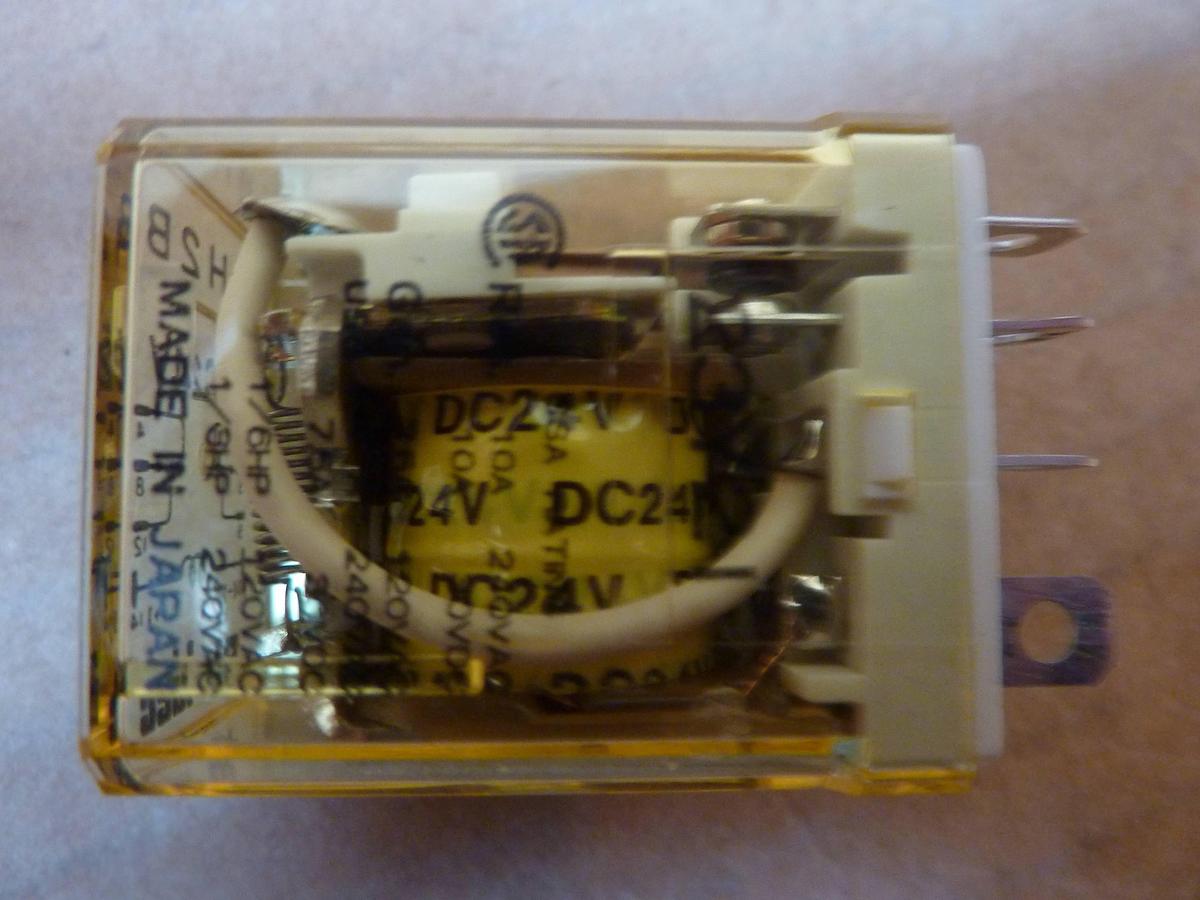 Used IDEC Relay RH2B-U Used