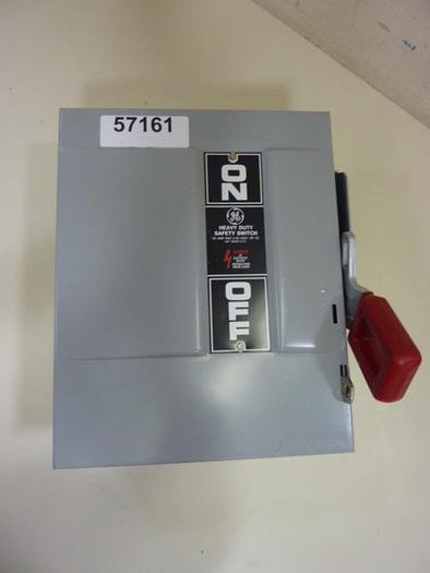 Used GENERAL ELECTRIC / GE 30 Amp Safety Disconnect Switch THN3361 #57164