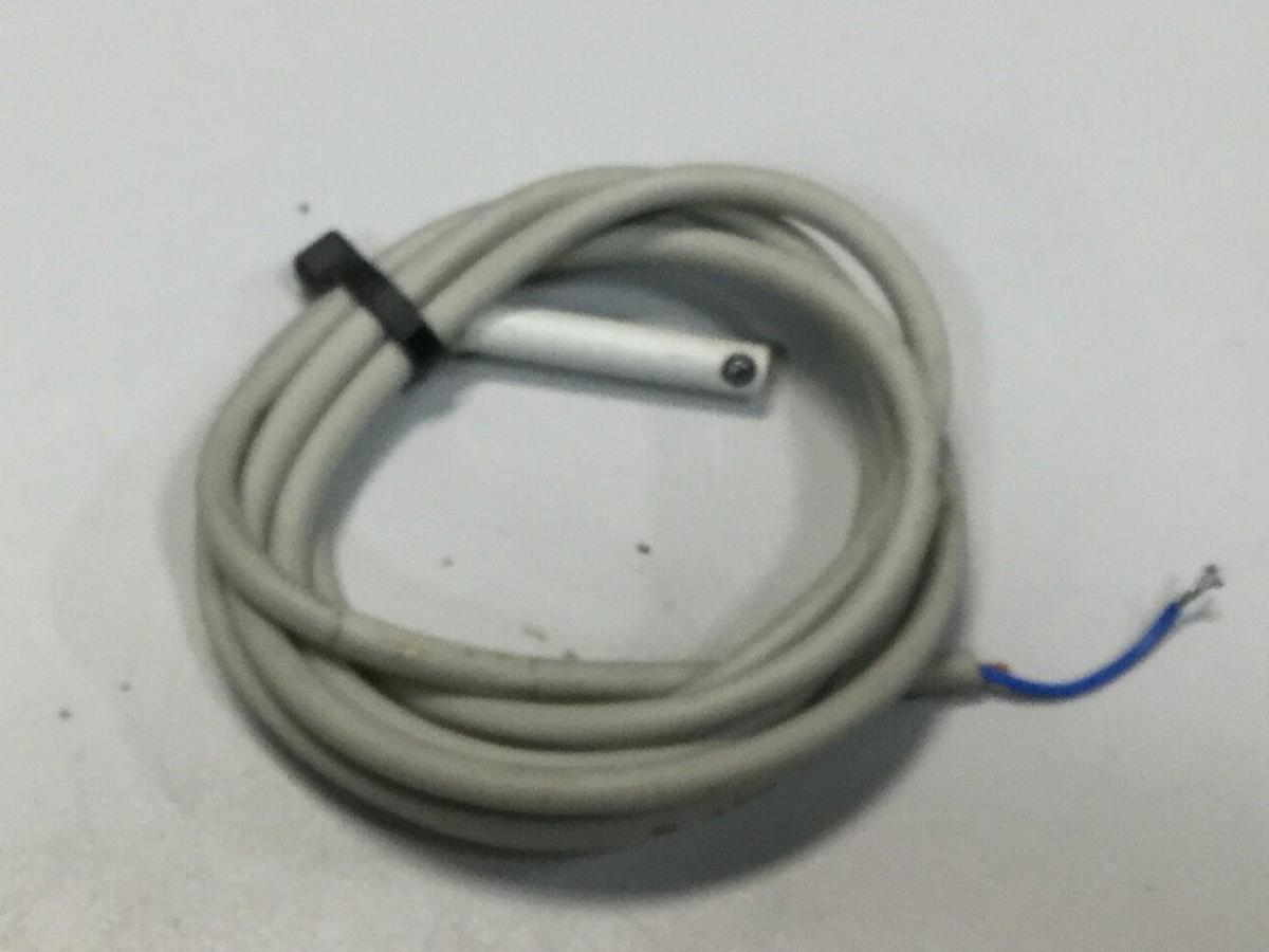 Used SMC Reed Switch Sensor D-M9B Used