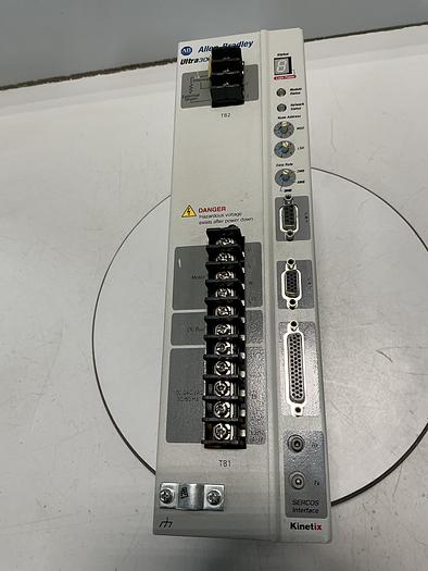 Used ALLEN BRADLEY 2098-DSD-030-SE