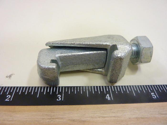 Used PFEIFFER Claw Clamp CLAMP586 #45586