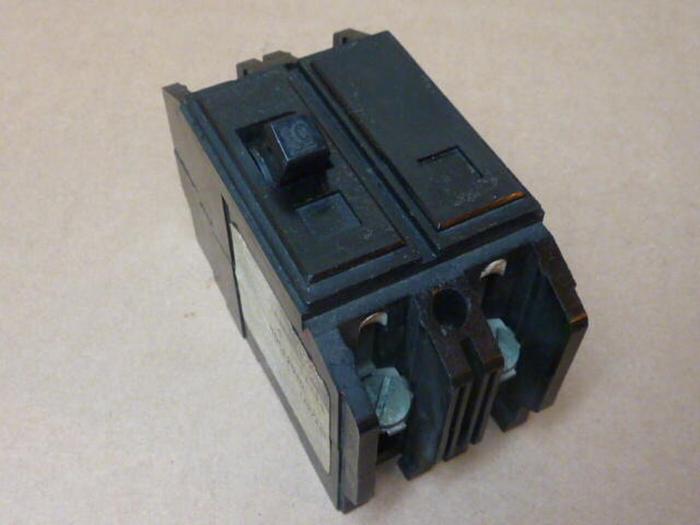 Used WESTINGHOUSE 10 Amp Circuit Breaker HQCL2010 #31344