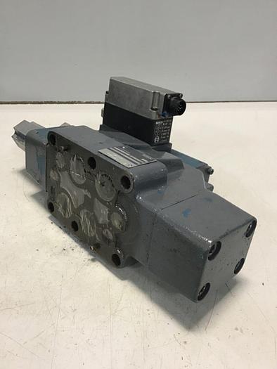 Used BOSCH Proportional Servo Valve 0 811 404 452 USED