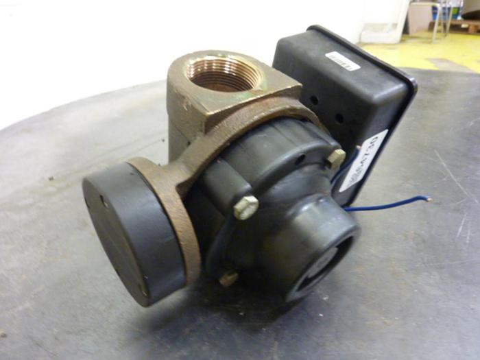 Used UNIVERSAL FLOW MONITORS Flow Meter MN-BSE60GM-12-32V1.0-A1NR #64730