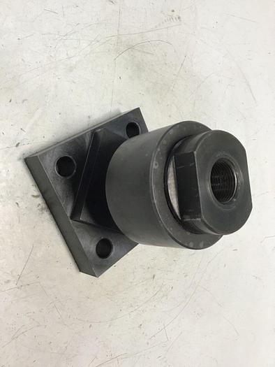 Used CYLINDER DIVISION Coupler Fitting 1347570100 #140114