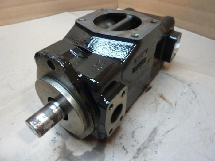 Used VICKERS Hydraulic Vane Pump 4535V60A30 Used