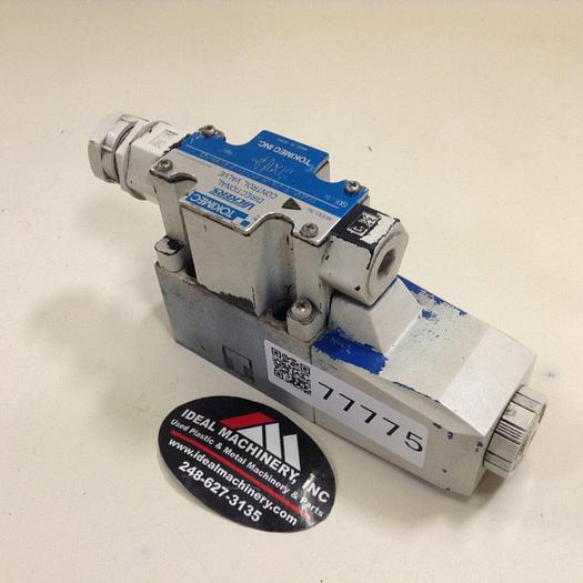Used VICKERS Directional Control Valve DG4V32AMP7H7P2050 #77775