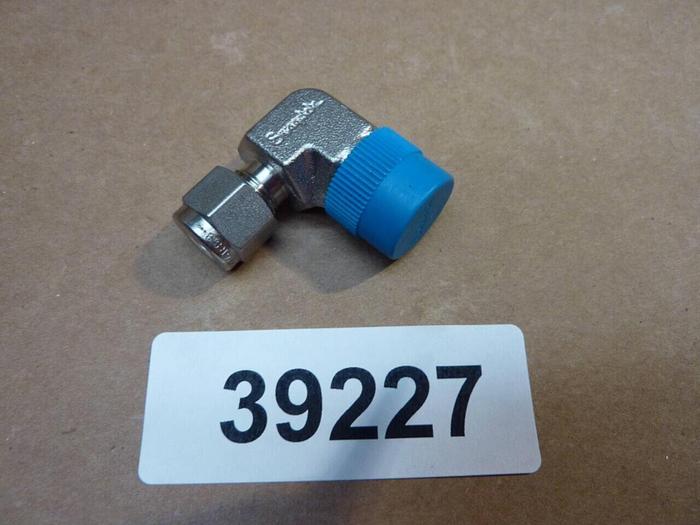 SWAGELOK Male Elbow Tube Fitting SS-400-2-6 #39227