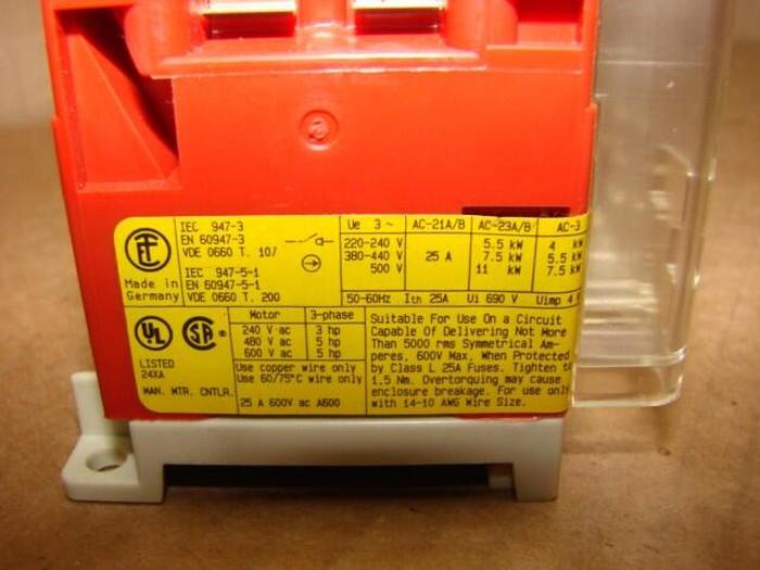 Used GENERIC Disconnect Switch D100/HS-N0F15-BE-RG9 #21266