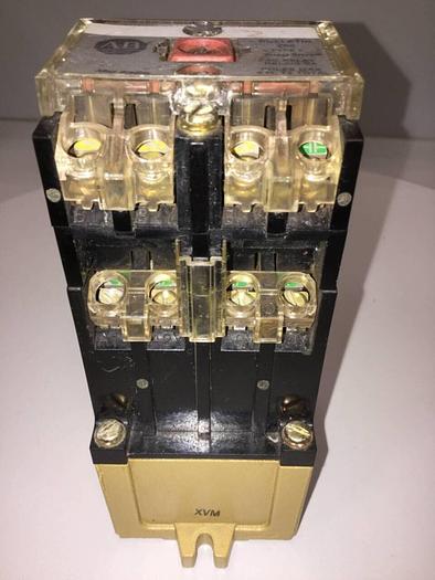Used ALLEN BRADLEY AC Relay 700-P800A1 SER D #92987