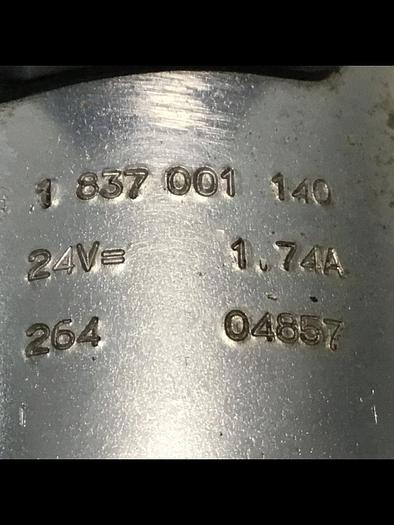 Used BOSCH Hydraulic Valve 0 810 001 825 Used