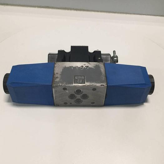 Used VICKERS Directional Control Valve DG4V36CMP7H750JA100 #97106
