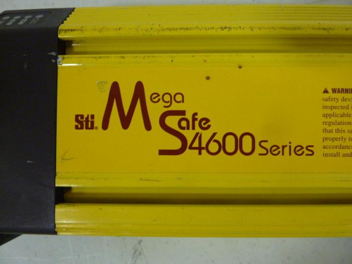 Used STI Light Curtain Receiver MG46SR-30-1215-R-A1-FD2 Used