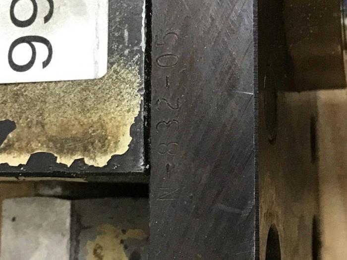 Used CINCINNATI DYNACOMP Clamp Cylinder N-832-05 #122666