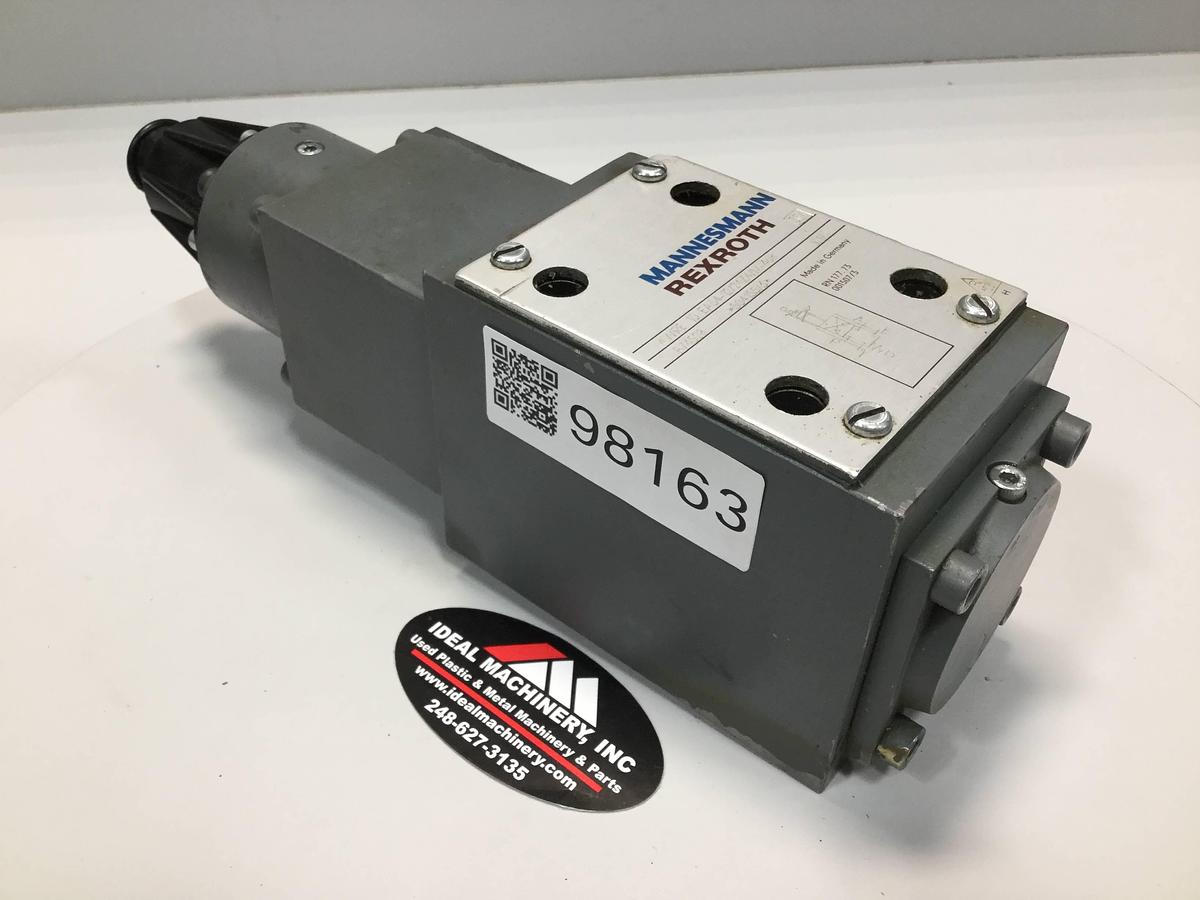 Used MANNESMANN REXROTH Proportional Flow Control Valve 4WRE10EA641224Z4M468 Used