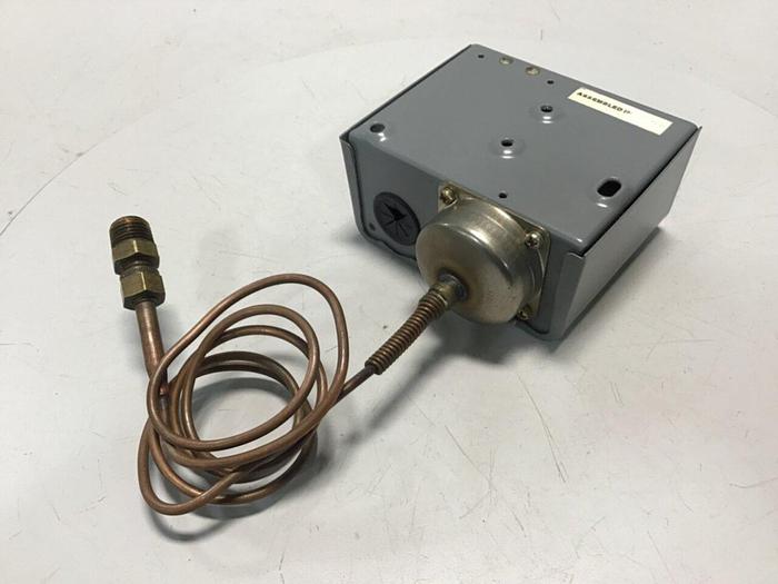 Used JOHNSON CONTROLS Pressure Control Switch P70AA-116 Used