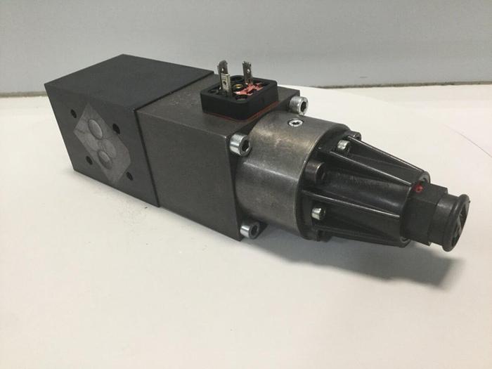 Used REXROTH Valve DBETB10230 #105256
