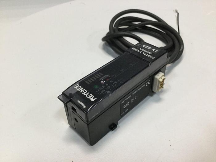 Used KEYENCE CORP Sensor LV-22A #103566