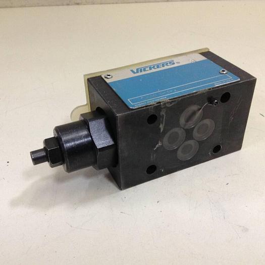Used VICKERS Valve DGMFN3ZP2W41 #105991