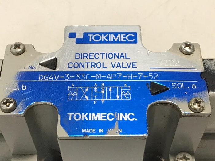 Used TOKIMEC Valve DG4V-3-33C-M-AP7-H-7-52 #126870