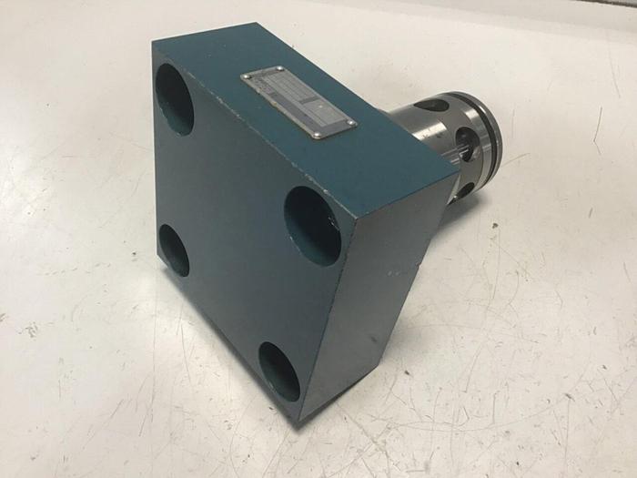 Used BOSCH Flow Control Valve 0 811 402 635 Used