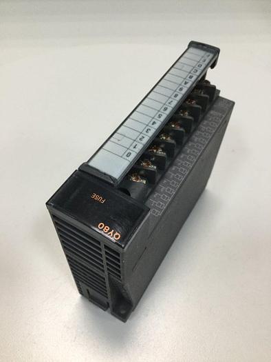 Used MITSUBISHI Output Module QY80 #100724