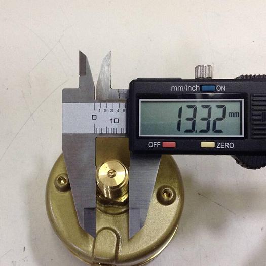 MCDANIEL CONTROLS Pressure Gauge UAL #83887