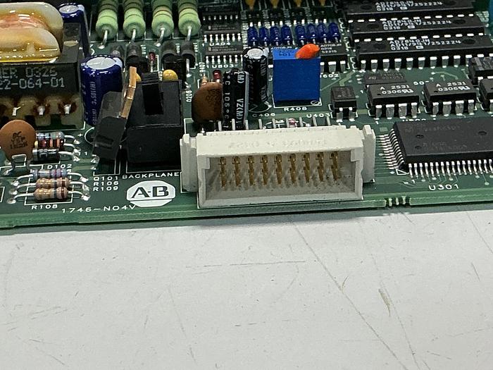Used ALLEN BRADLEY 1746-N04V