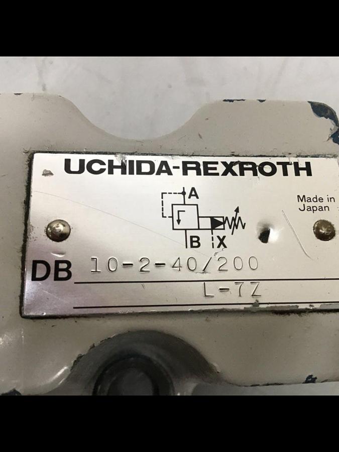 Used UCHIDA Rexroth Valve DB10-2-40/200 #118258