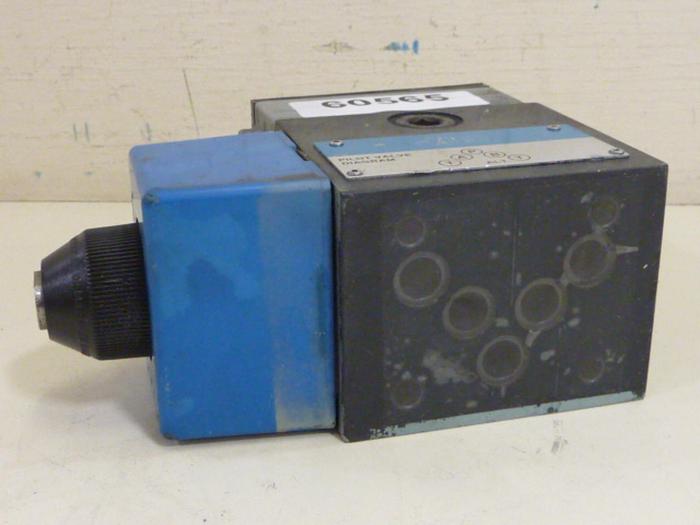 Used VICKERS Directional Valve PA5DG4S4LW012AB60 #60565