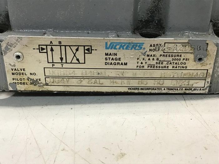 Used VICKERS Valve DG4V32ALMFWB660EN21 #138824