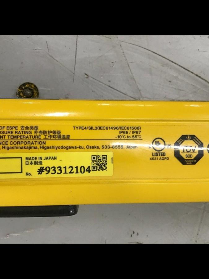 Used KEYENCE CORP Light Curtain GL-R56H-R #141017