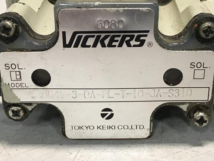 Used VICKERS Valve DG4V30APLT10JAS310 #138016