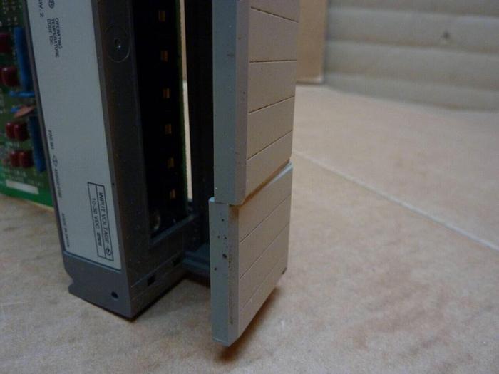 Used ALLEN BRADLEY Input Module 1746-IB16 SER C #24684