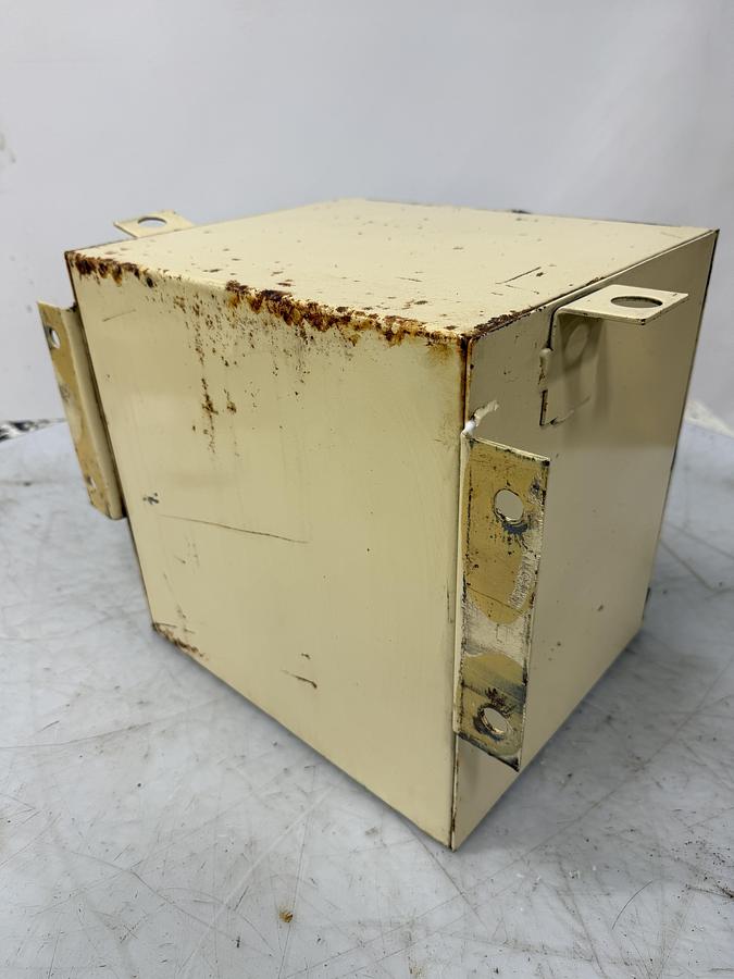 Used HAMMOND POWER SOLUTIONS 165338