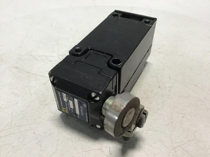 Used SQUARE D Limit Switch 9007-AEQ2699 #121414