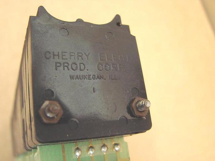 Used CHERRY Thumb Wheel Counter T20-52M #12964