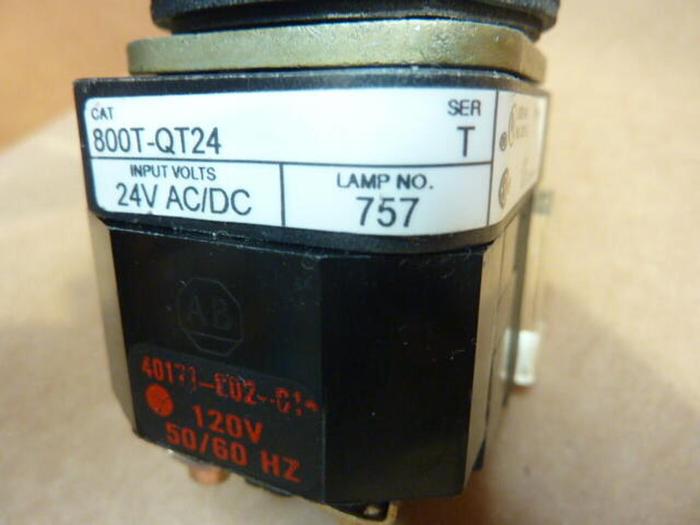 Used ALLEN BRADLEY Push Button 800T-QT24 RED #38149