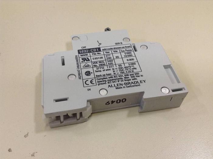Used ALLEN BRADLEY 32 Amp Circuit Breaker 1492-CB1/G320 SER B #79622