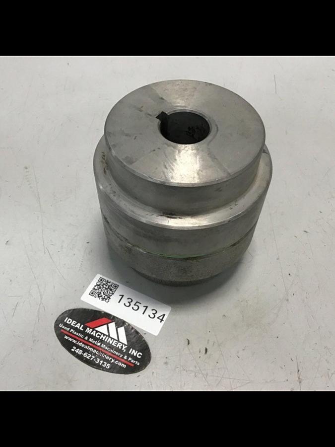 Used MAGNALOY COUPLINGS Motor Coupling 500 Used 